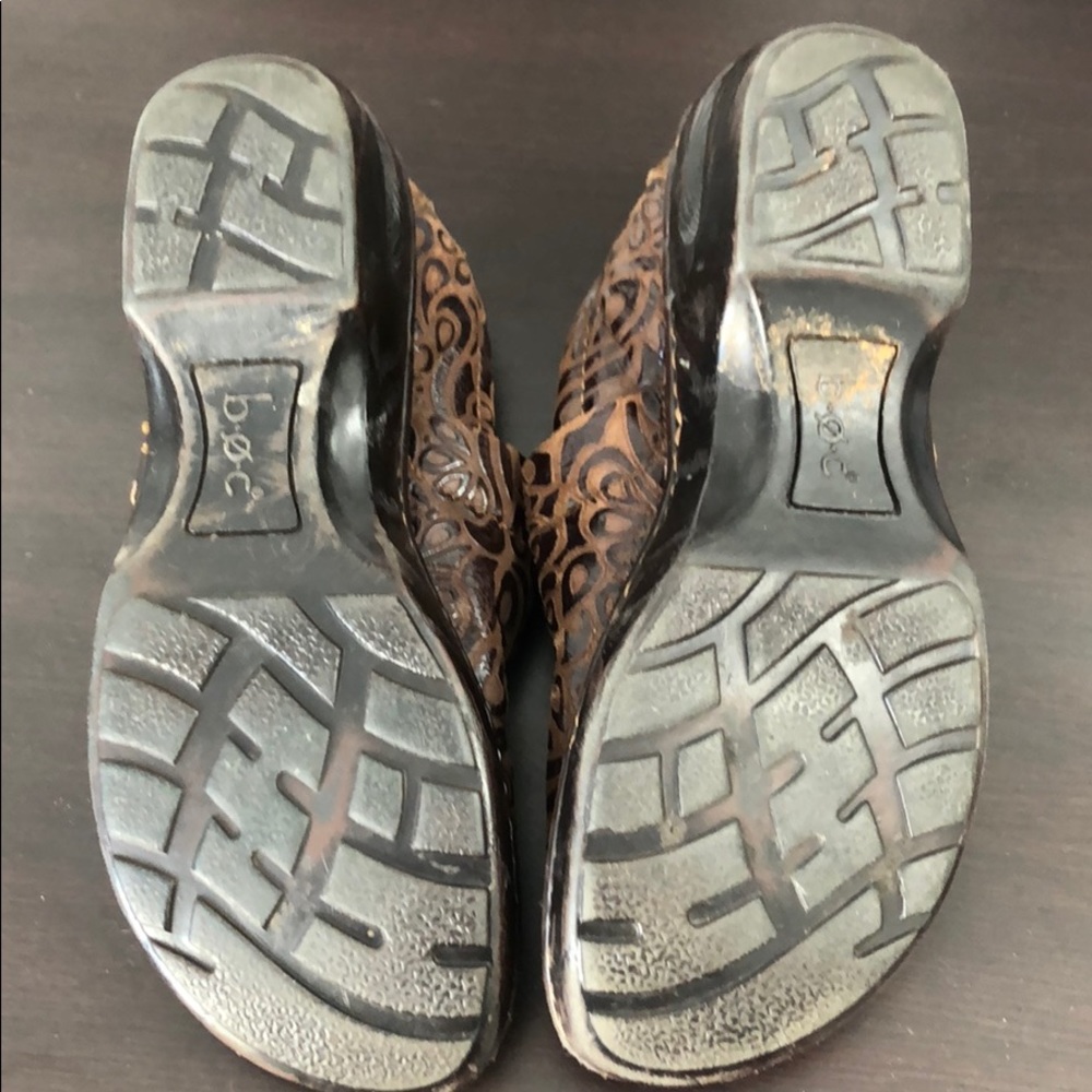 Boc Clogs - image 3
